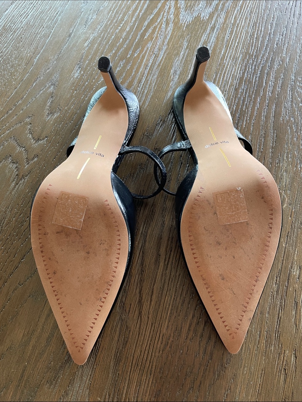 Dolce Vita Kanika heels, black crinkle patent leather, Size 8.5, Worn two times. - Picture 4 of 5